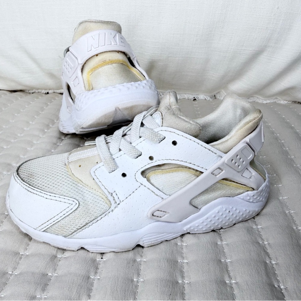 Nike Huarache Kids Toddler Shoe Size 10 C White Athletic Sneaker 704950-110